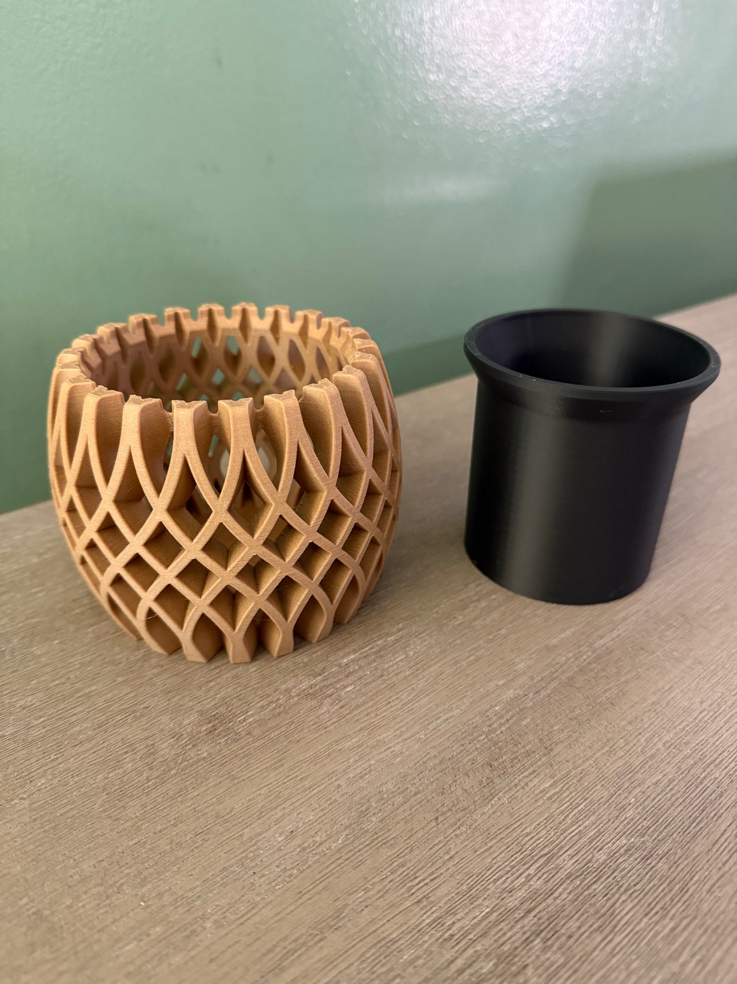 Interwoven Planter with Pot